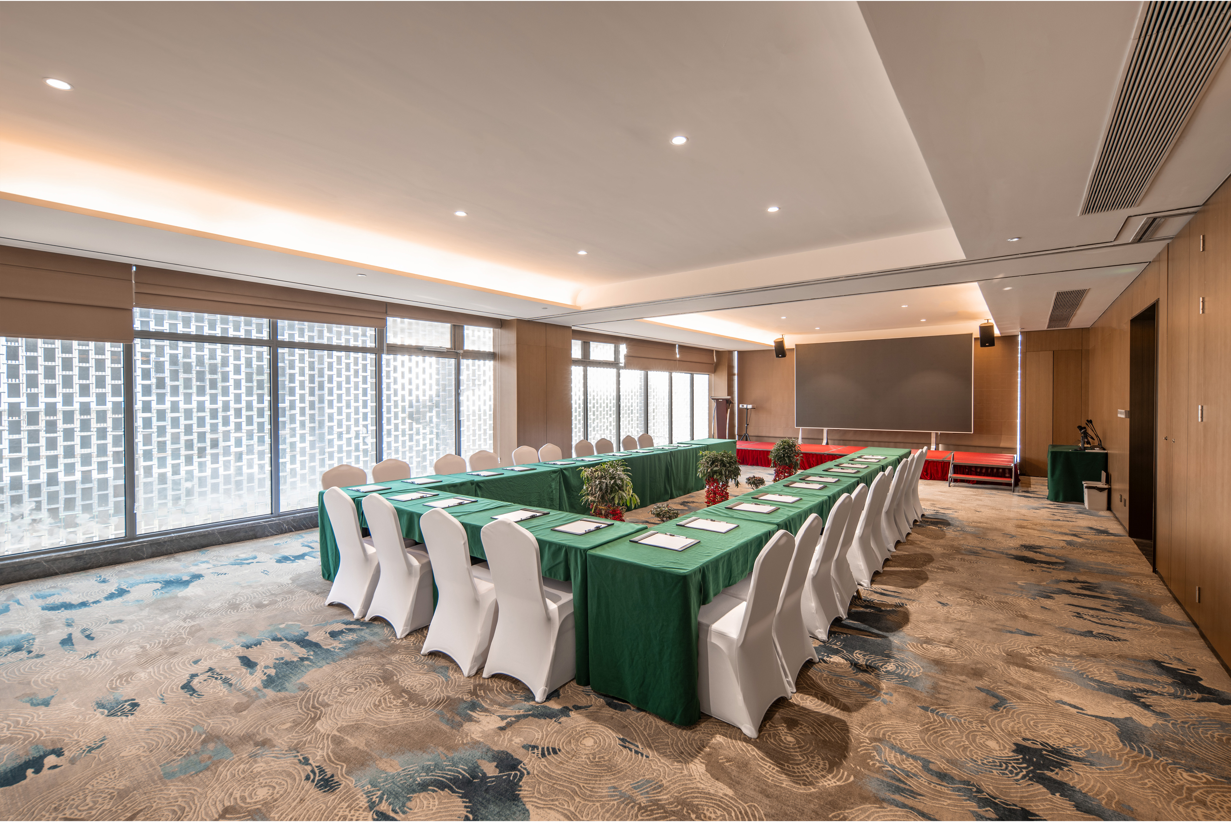 海宁钱塘明月雷迪森度假酒店