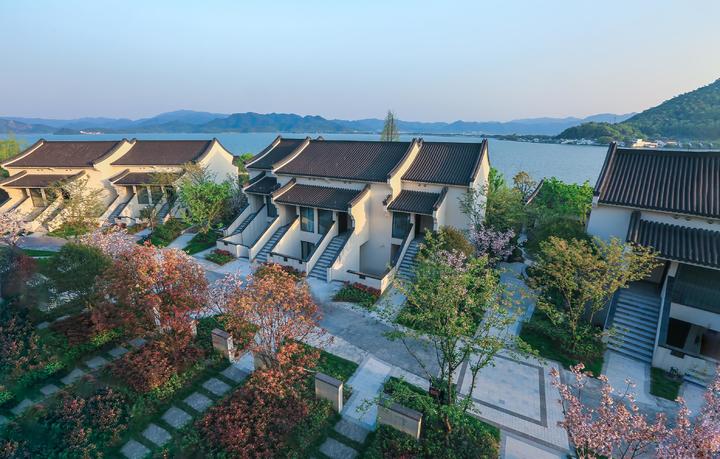Landison Resorts 1
