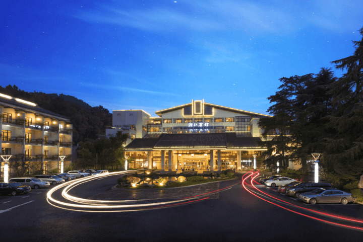Landison Hotel 1